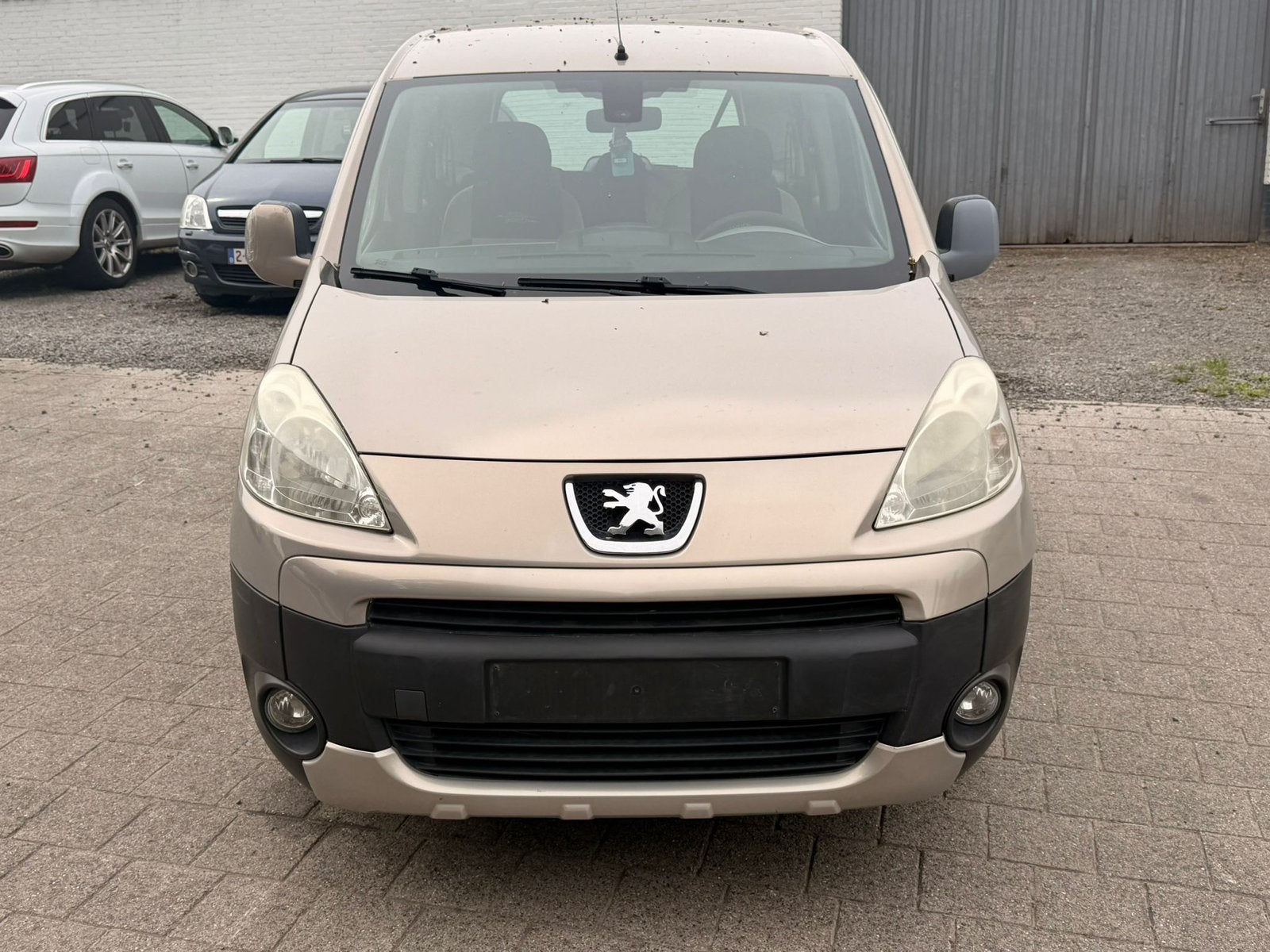 Climatisation multispace Peugeot Partner 160.000 km, Autos, Peugeot, Euro 5, Entreprise, 5 portes, 4 cylindres