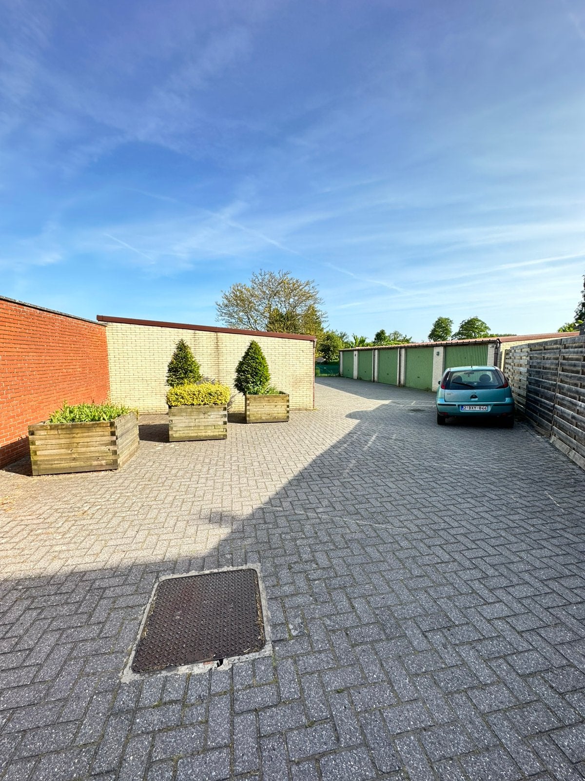 Gesloten garagebox te Grobbendonk