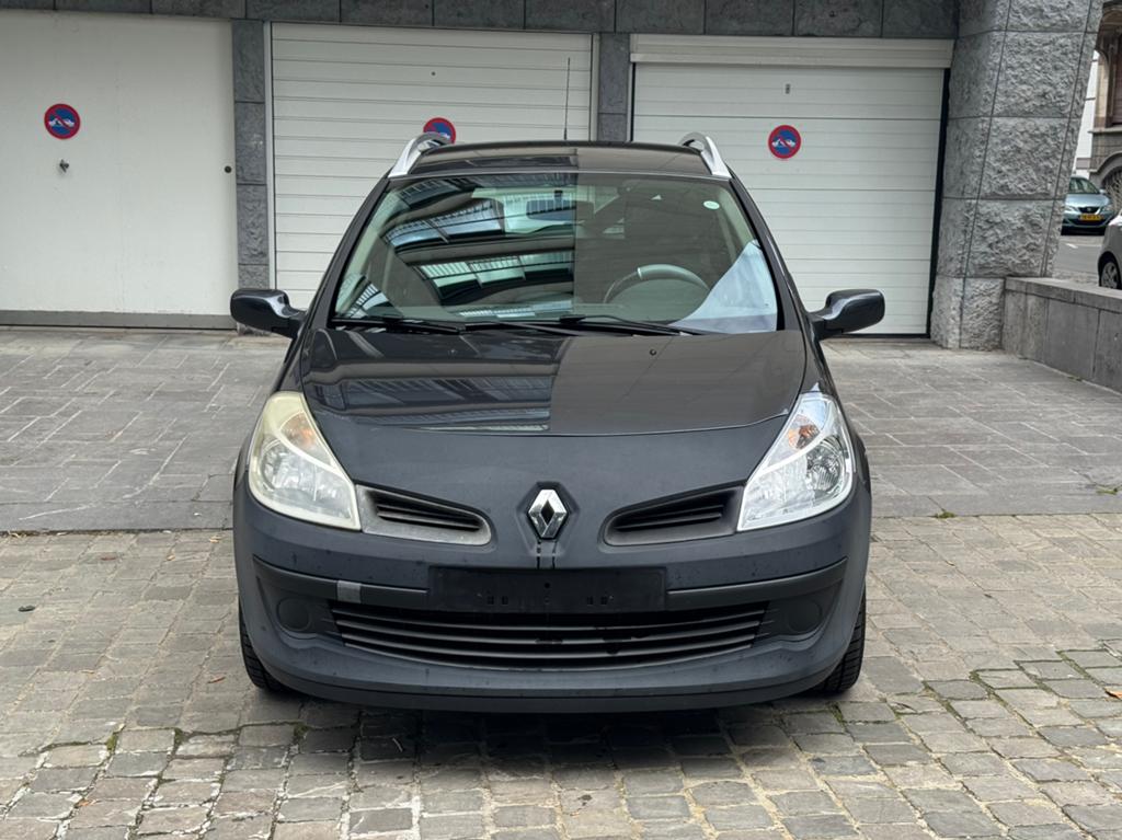Renault clio 1.5dci EURO4 197.000 km/2008, Voorwielaandrijving, Stof, Zwart, Particulier
