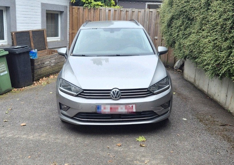 Volkswagen sportsvan, Autos, Achat, Attache-remorque, Entreprise, Carnet d'entretien