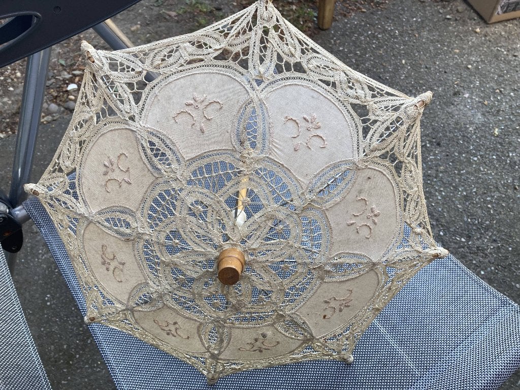 kleine decoratieve vintage parasol in kant 5 euro, Antiek en Kunst, Ophalen of Verzenden