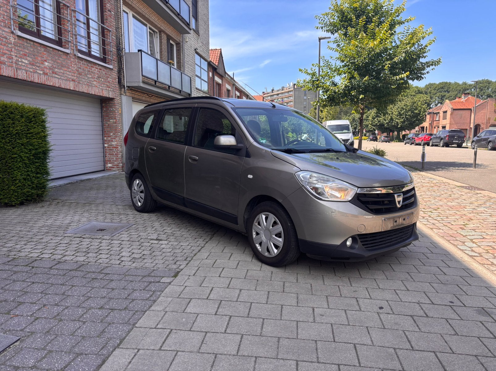 Climatiseur GPS Dacia Lodgy 1.5dci 110ch 7PL, Autos, Dacia, Lodgy, Diesel, Particulier, MPV ou Monospace