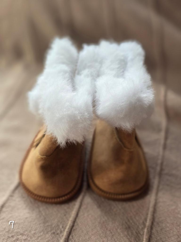 Warme uggs voor de pop! Nieuw!, Kinderen en Baby's, Speelgoed | Poppen, Ophalen of Verzenden