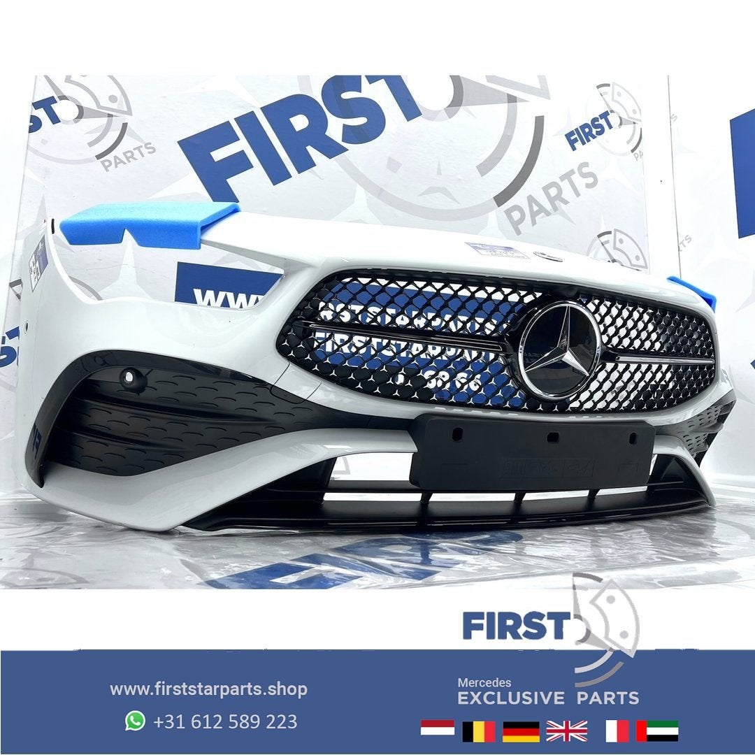 W118 CLA BUMPER FACELIFT A1188856303 AMG VOORBUMPER COMPLEET, Gebruikt, -, Voor, Ophalen of Verzenden