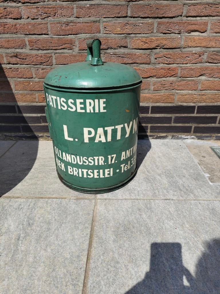 Unieke Vintage Patisserietrommel L.Pattyn Antwerpen Jaren 50, Verzamelen, Merken en Reclamevoorwerpen, Reclamebord, Ophalen of Verzenden