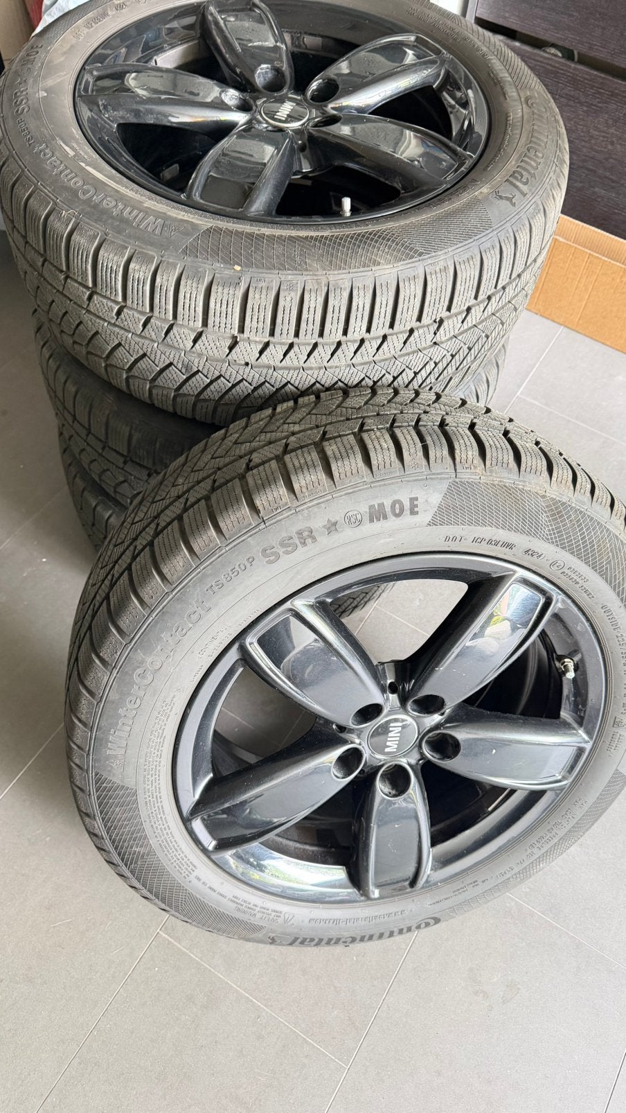 Velgen + banden Mini 225 55 r17, Auto-onderdelen, Ophalen, Band(en)
