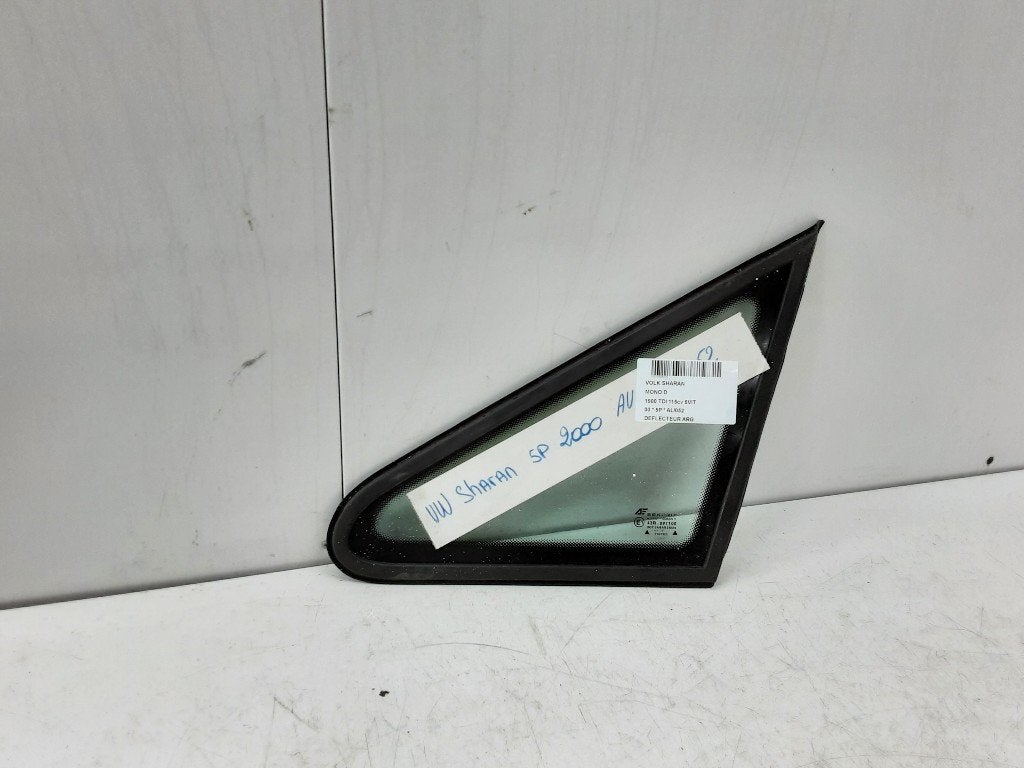 VITRE ARRIERE GAUCHE Volkswagen Sharan (7M8 / M9 / M6), Volkswagen, Mevr. I. Hauben, Utilisé, Rue de l'Espoir 34 34
4030  GRIVEGNÉE, BE