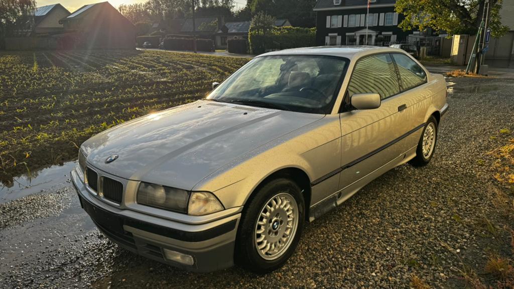 BMW e36 318is coupe, Auto's, BMW, Particulier, 3 Reeks, Benzine, Coupé, 3 deurs, Handgeschakeld, Ophalen