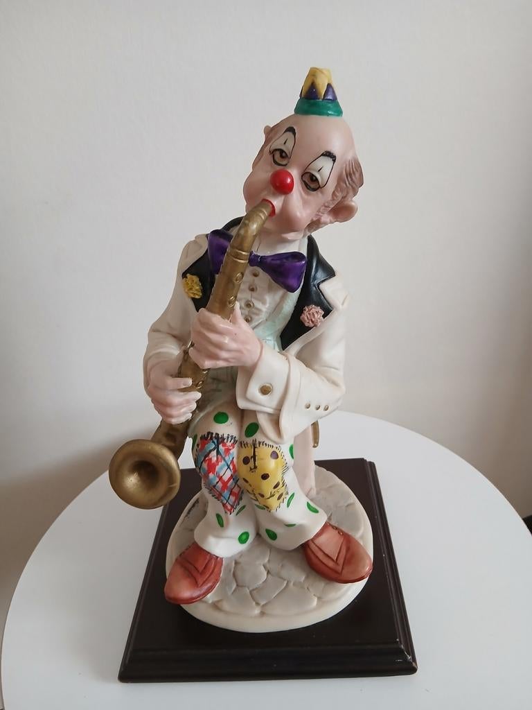 Figurine Clown Saxophoniste (31cm), Enlèvement
