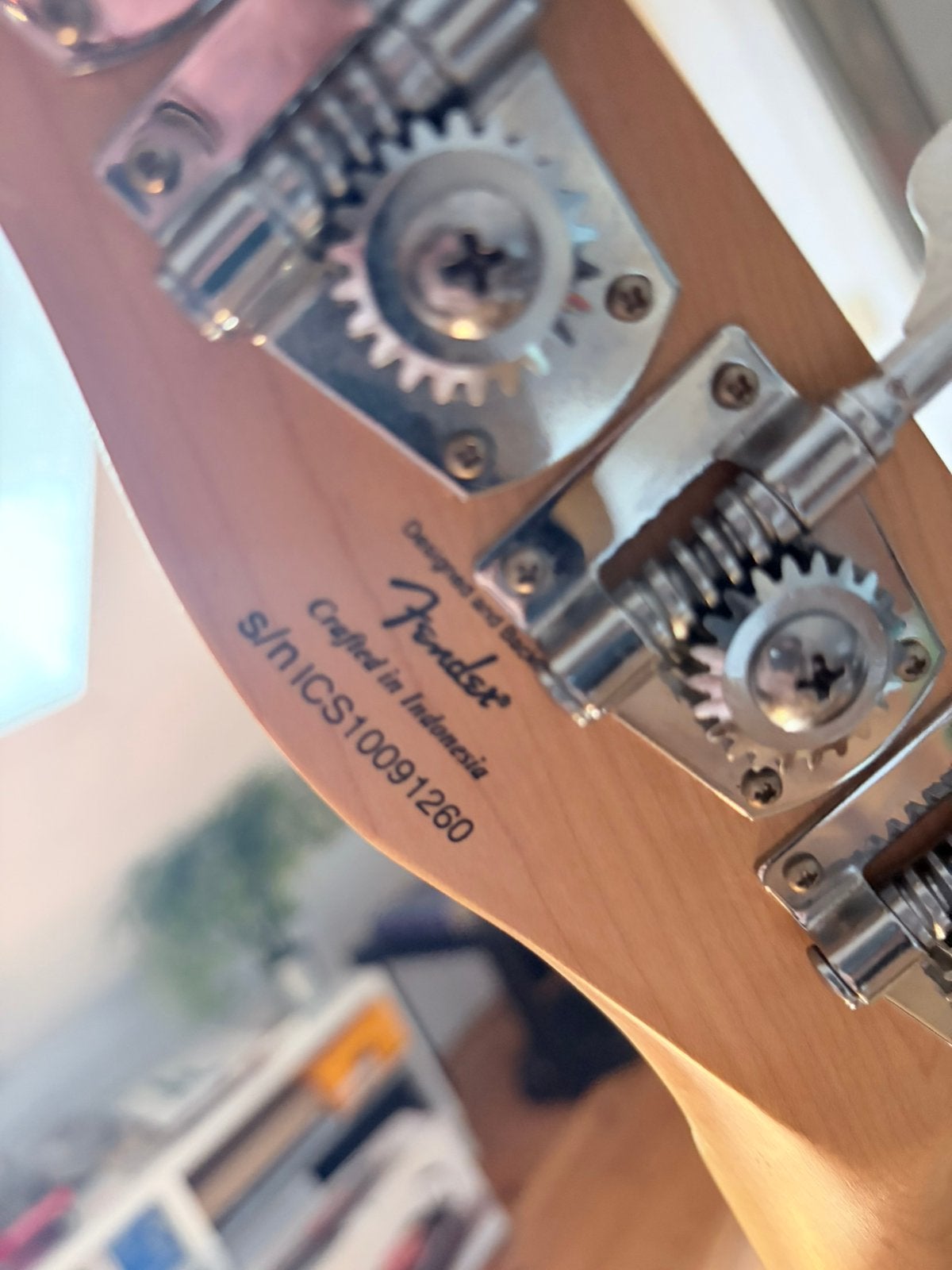 'Relic' Squier Mike Dirnt Signature bass + amp, Ophalen, Zo goed als nieuw, Elektrisch