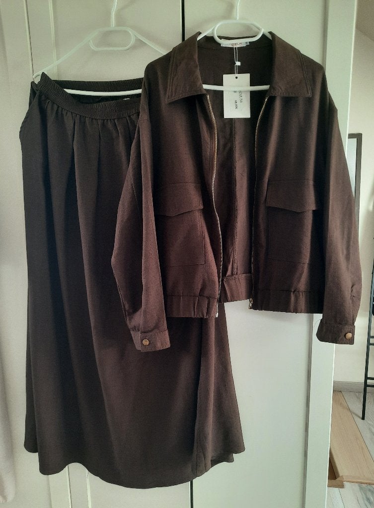 Ensemble femme, Neuf, Enlèvement ou Envoi, Podium, Brun