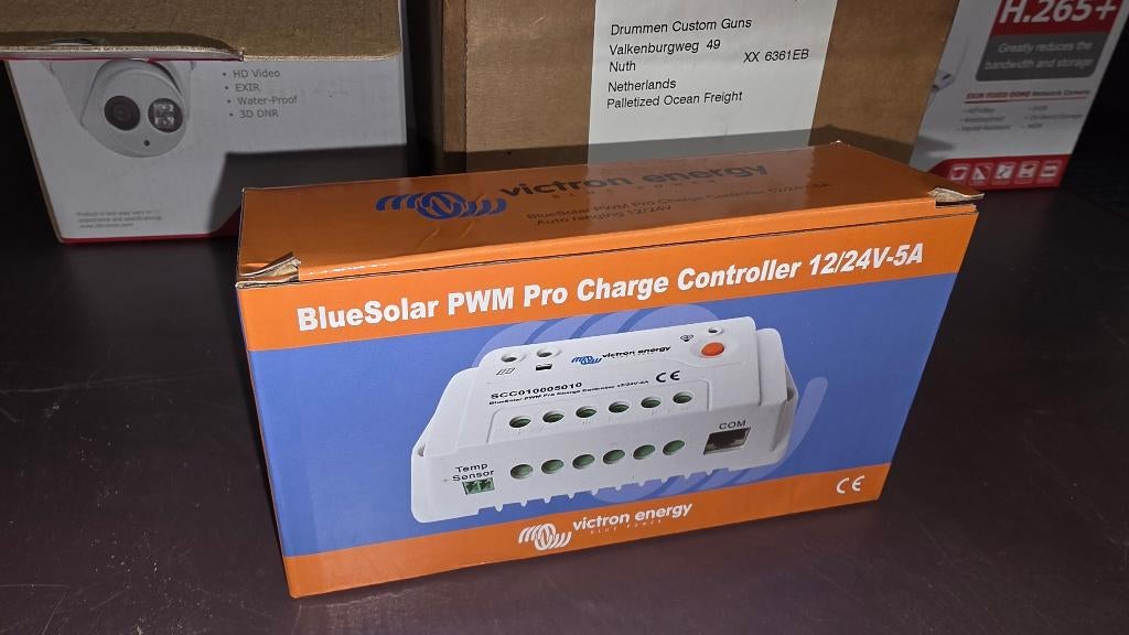 Victron BlueSolar PWM Pro 12/24V-5A (nieuw in doos), Enlèvement ou Envoi, Neuf