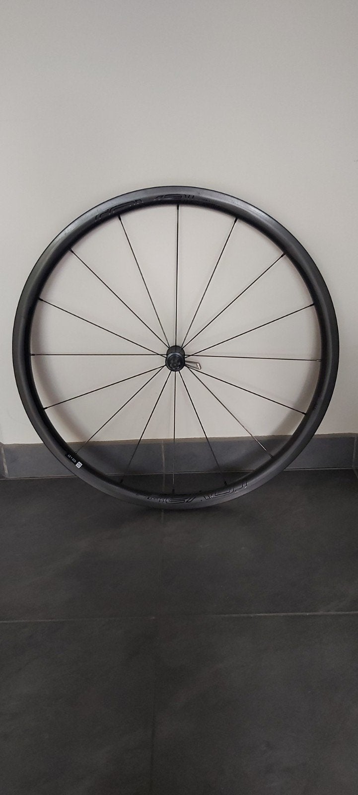 Roval CLX32 Rapide voorwiel, Ophalen