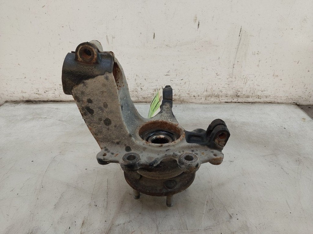 FUSEE AVANT DROITE Ford Focus 3 Wagon (01-2010/02-2020), Dhr. J. Ham, Administratie@autoham.nl, Nijkerkerstraat 27a 27a
3821 CD  AMERSFOORT, NL