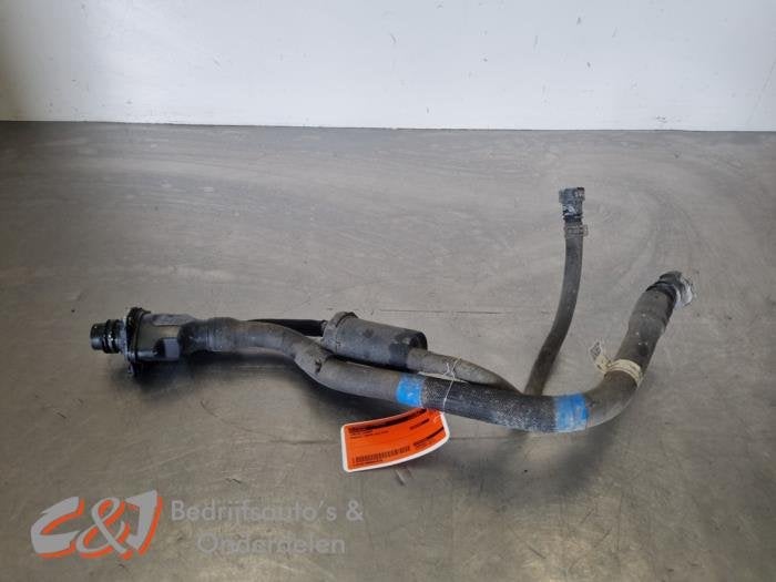 Conduit Adblue d'un Renault Trafic, Renault, -, 3 mois de garantie, Utilisé
