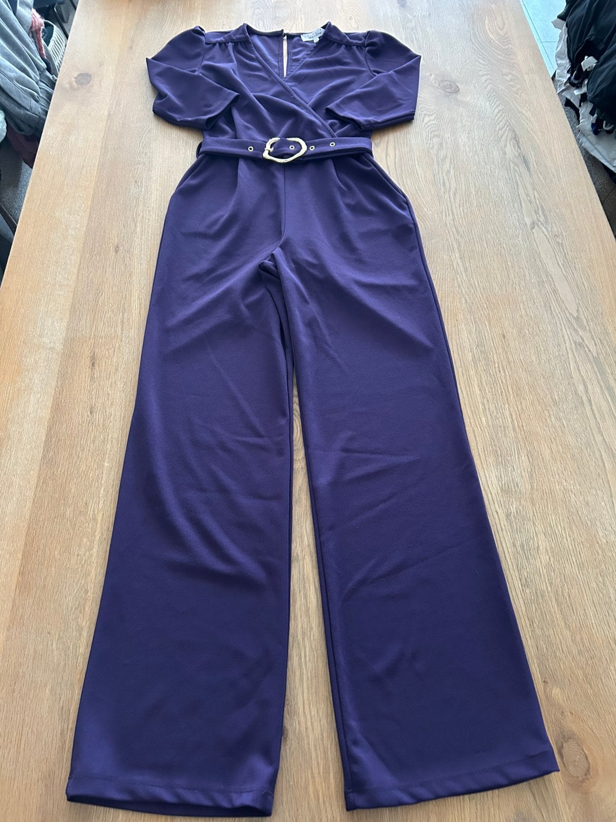 Paarse jumpsuit met ceintuur Lola Liza maat 34, Kleding | Dames, Jumpsuits, Ophalen of Verzenden, Zo goed als nieuw, Maat 34 (XS) of kleiner