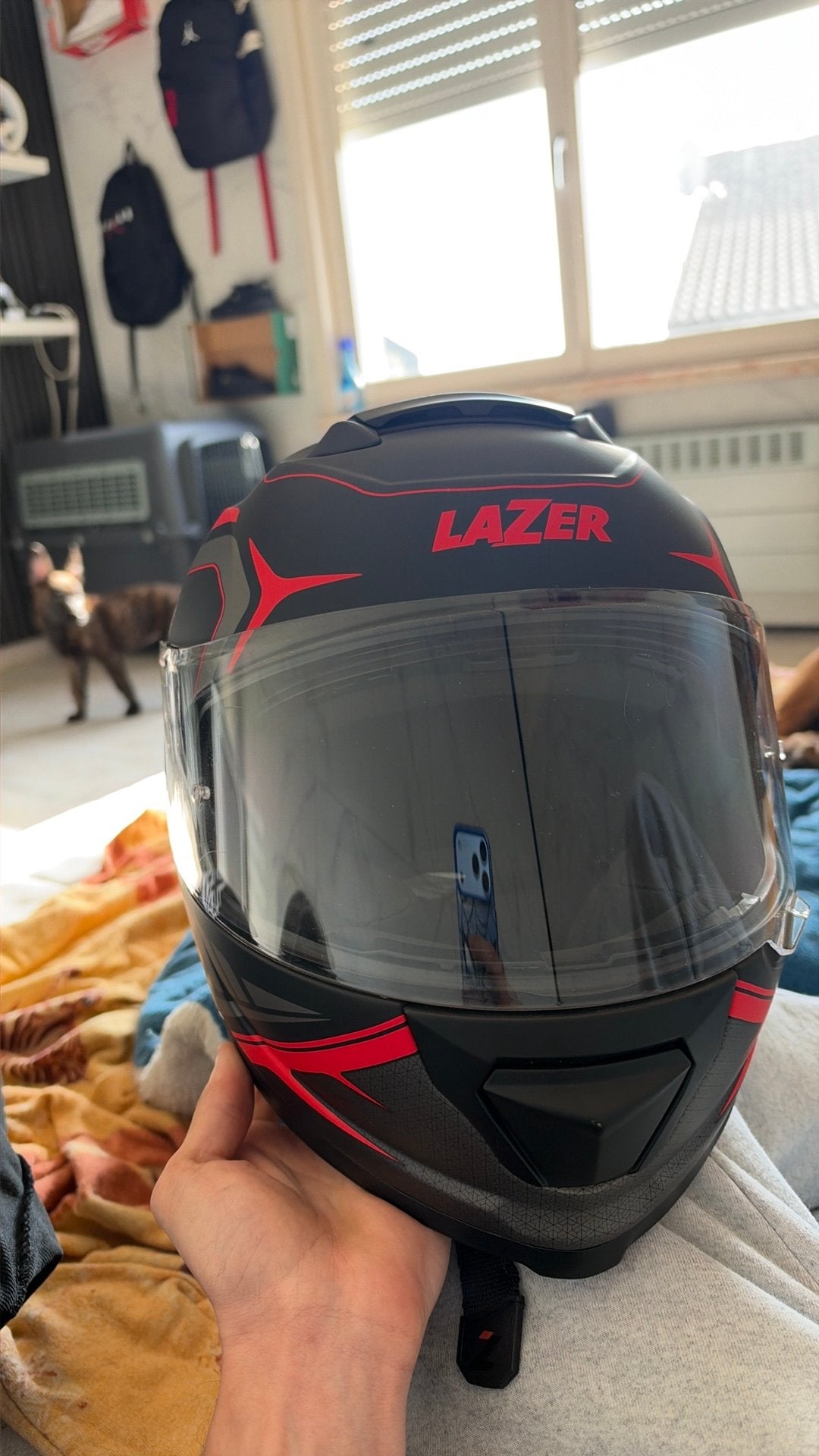 Moto helm, Ophalen