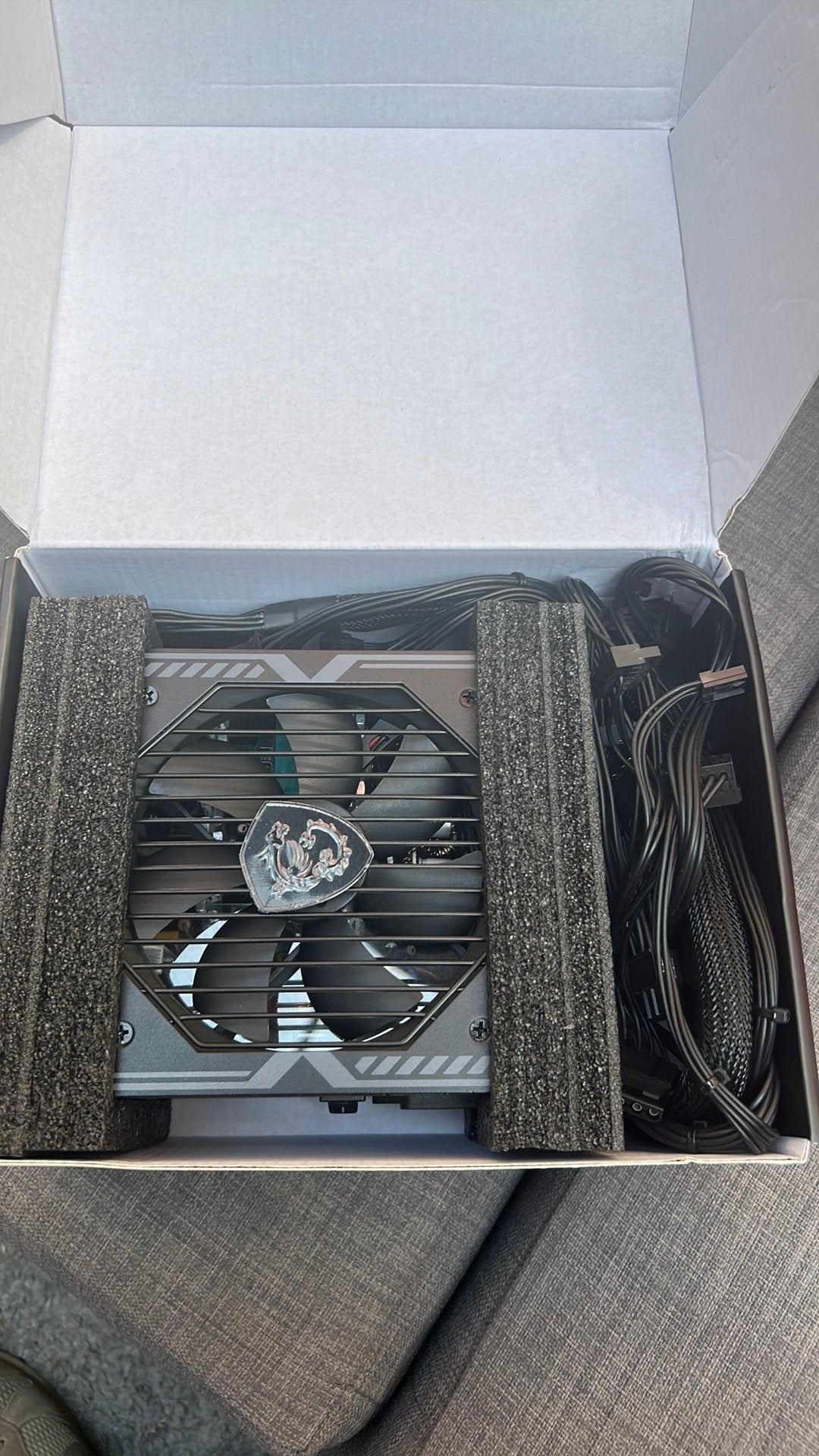 MSI MAG A650BN – Alimentation 550 W – 80 Plus Bronze, Informatique & Logiciels, Enlèvement, Comme neuf