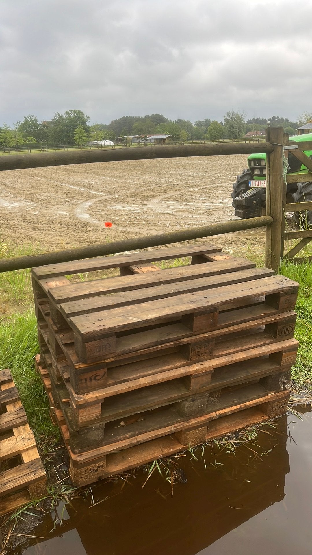 Palletten en europalletten, Doe-het-zelf en Bouw, Hout en Planken, Ophalen, Gebruikt, Pallet, Minder dan 200 cm