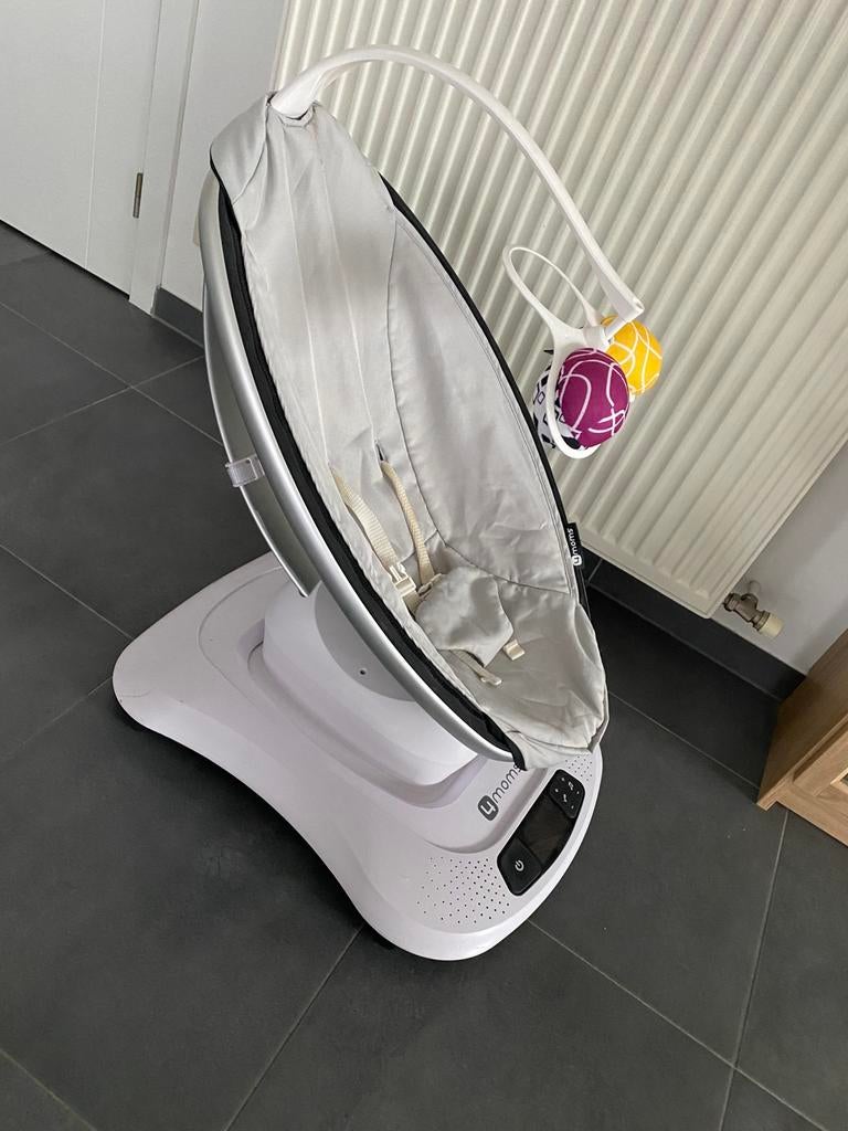 Elektrische babywieg 4Moms Momaroo, Ophalen of Verzenden, Zo goed als nieuw