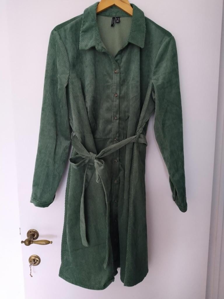 Robe en velours côtelé Vero Moda - taille 48 - neuve, Neuf, Taille 46/48 (XL) ou plus grande, Enlèvement ou Envoi, Vero Moda