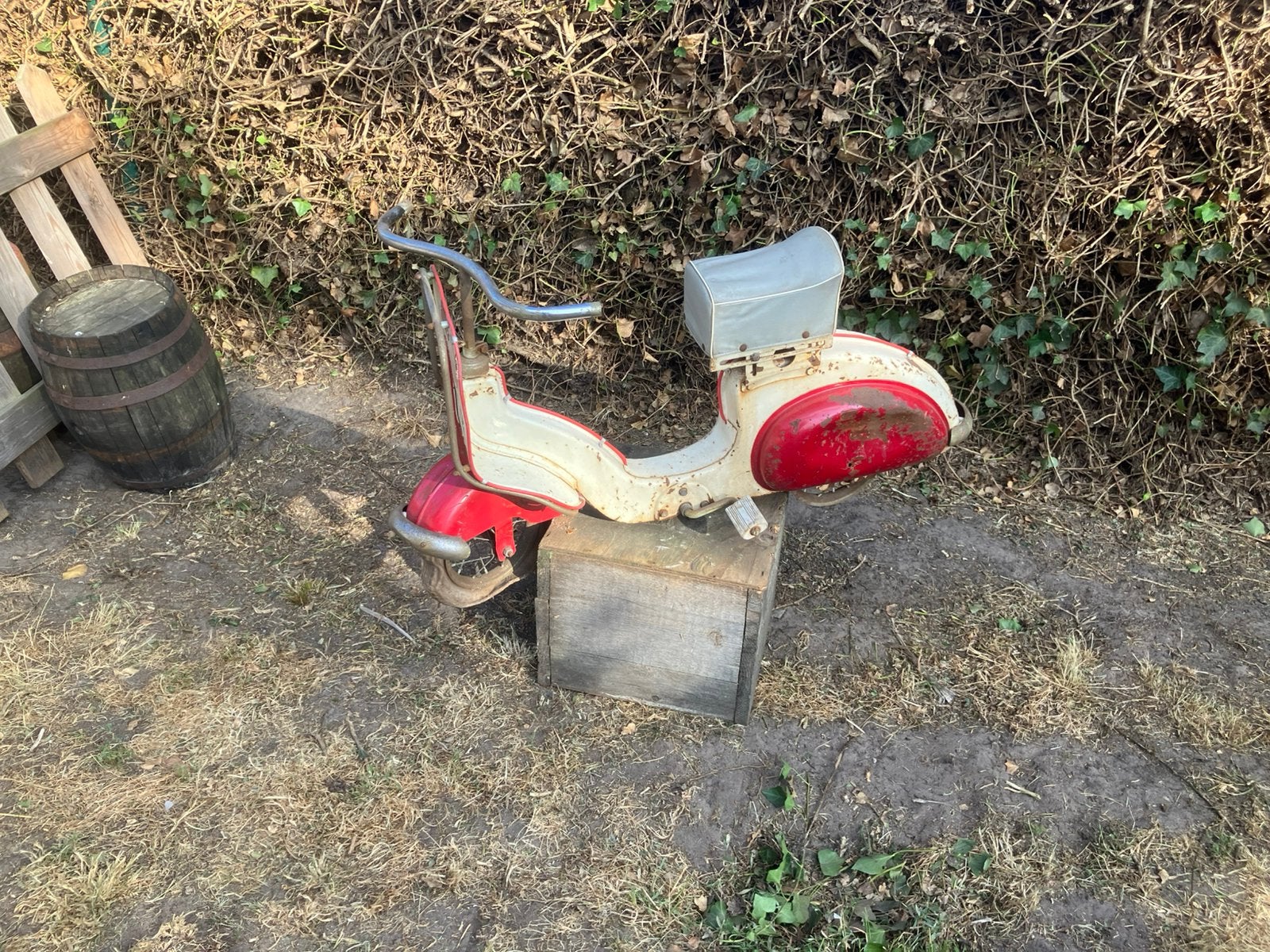 Vespa torck, Antiek en Kunst, Ophalen