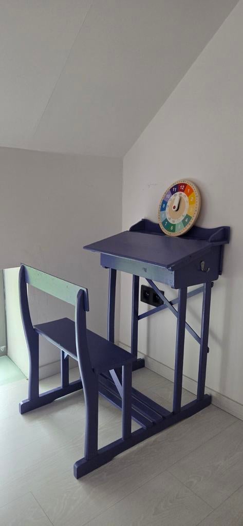 Authentieke retro lessenaar paars, Huis en Inrichting, Ophalen