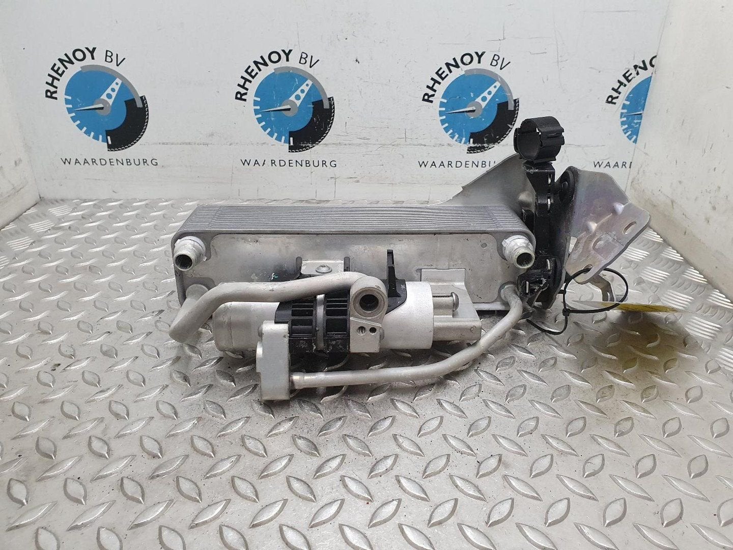 BMW 2 SERIES AIRCO RADIATEUR / CONDENSOR 2018, Ophalen of Verzenden, Gebruikt, ARN erkend