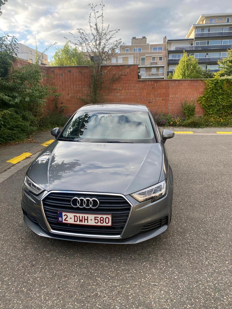 Audi a3 1.6  AUTOMATIQUE, Euro 6, Diesel, Automatique, Particulier
