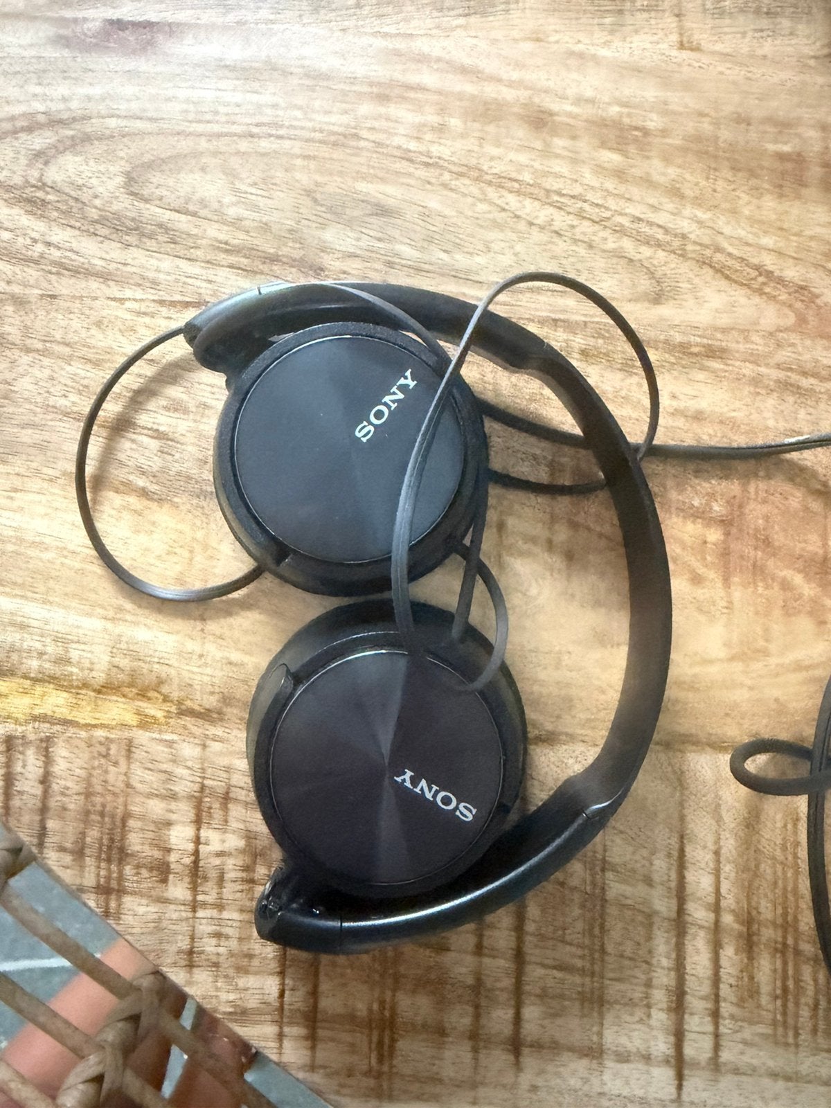Koptelefoon van Sony, Ophalen, Zo goed als nieuw