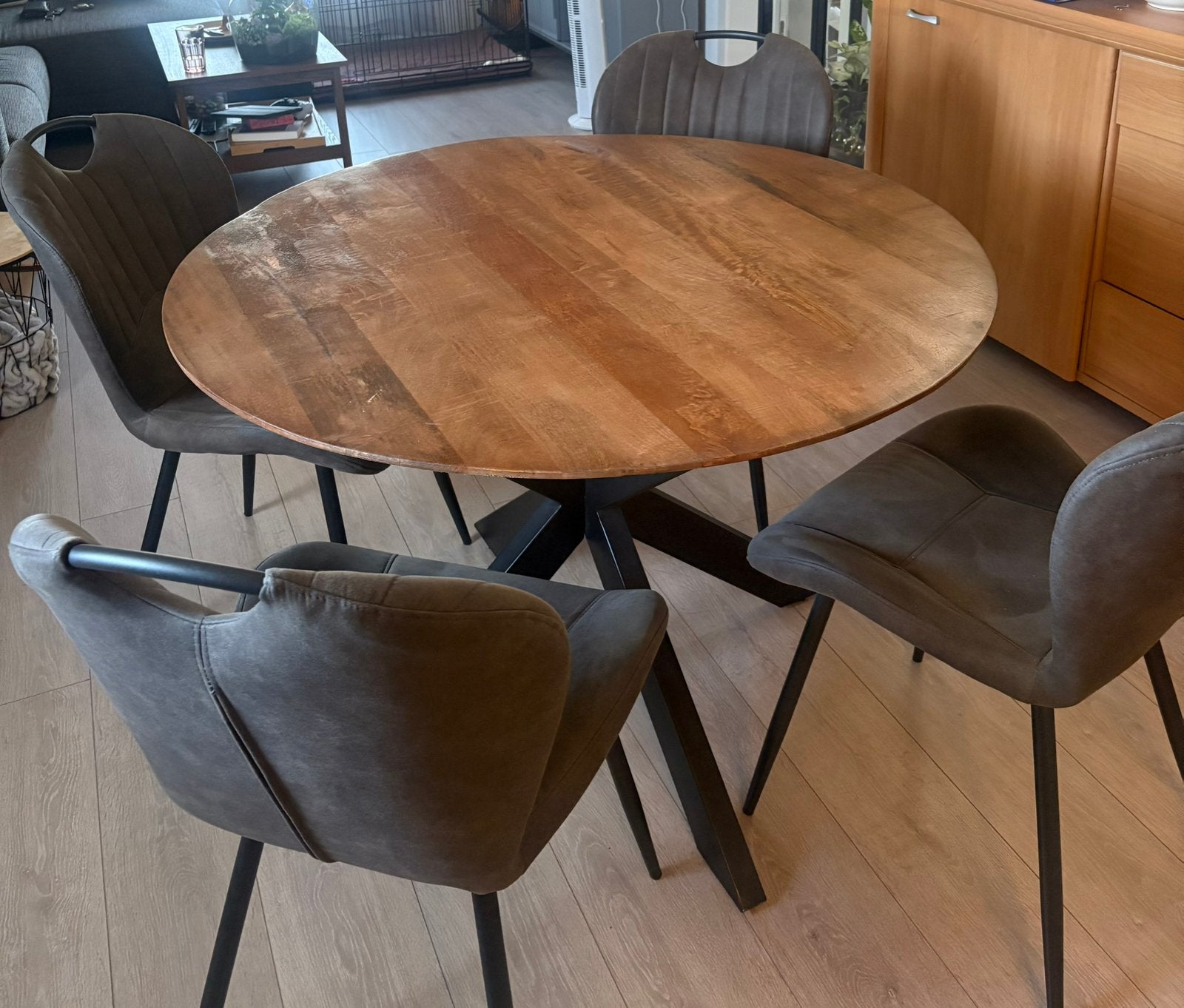 Ronde tafel met stoelen, Huis en Inrichting, Ophalen, Zo goed als nieuw, Rond
