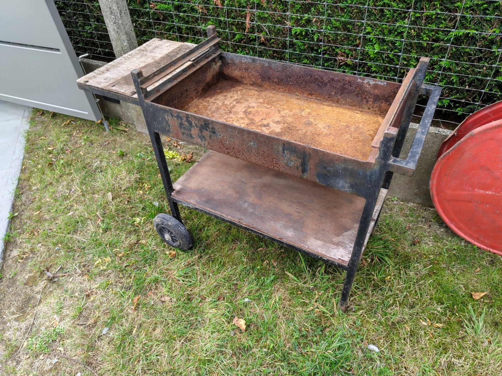 zware ijzeren BBQ / ijzer 5 mm dik / bak : 42 x 70 cm, Ophalen