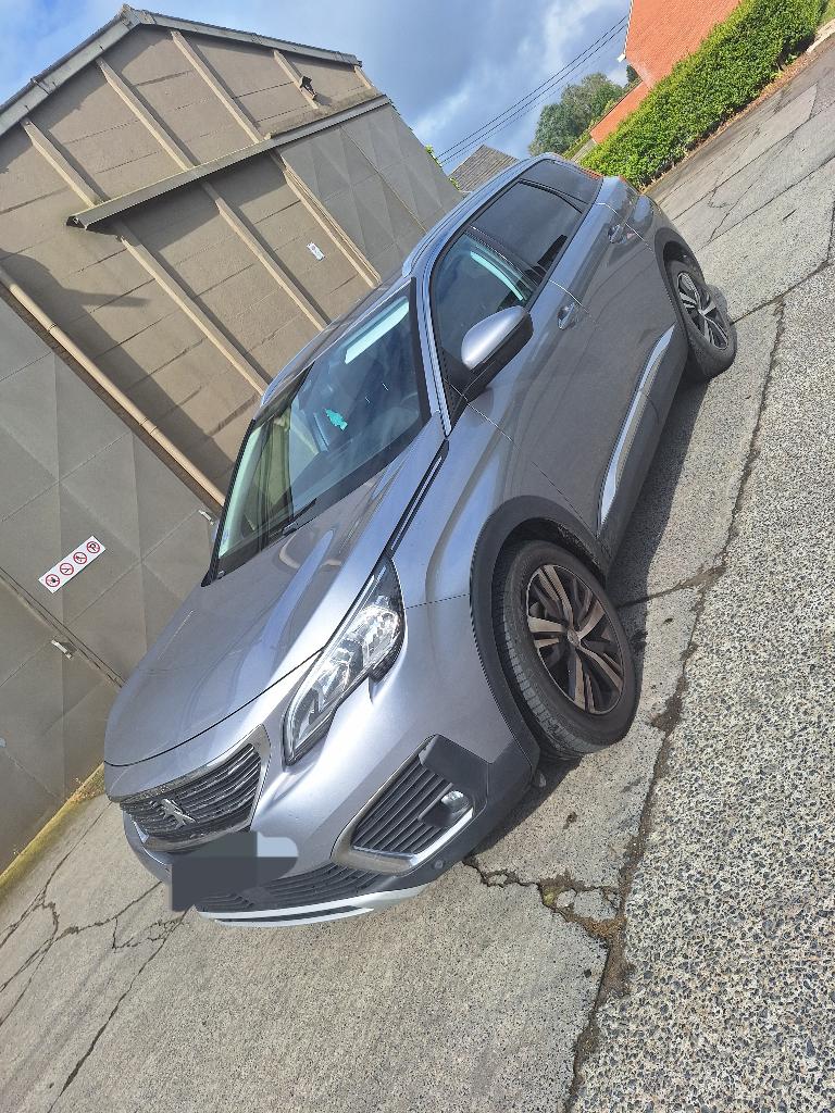 Peugeot 5008, Autos, Achat, Euro 6, 7 places, Boîte manuelle
