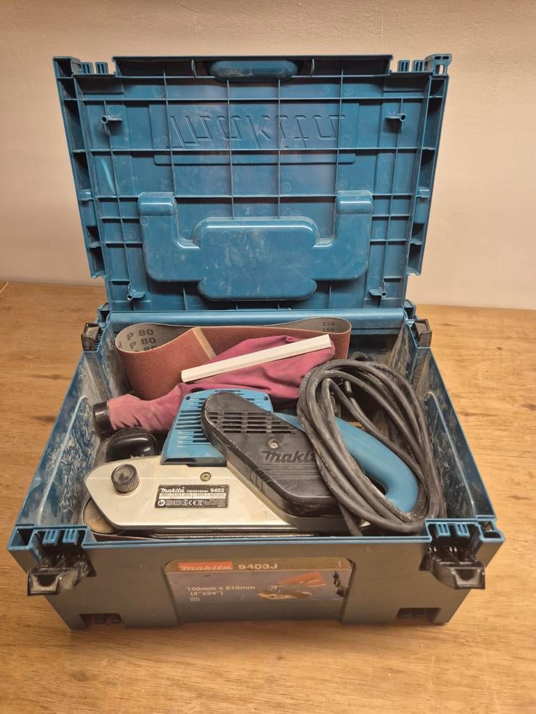 Bandschuurmachine Makita 9403, Ophalen, Gebruikt, 1200 watt of meer, Bandschuurmachine