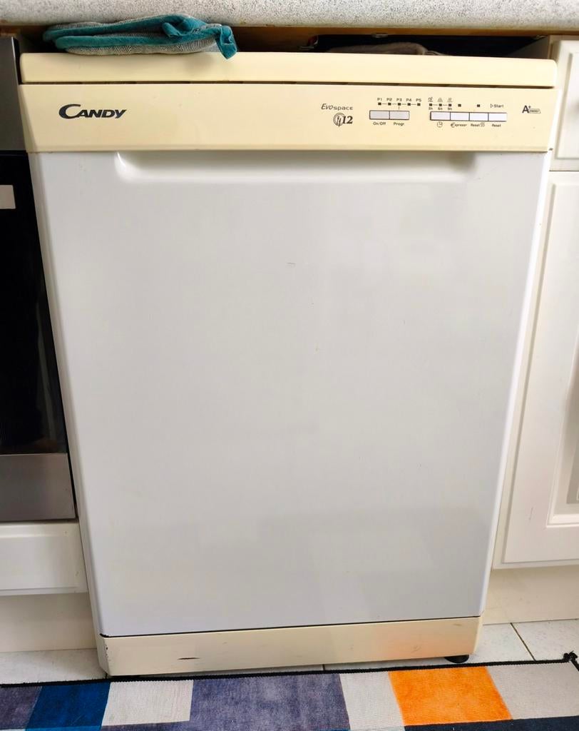 Afwasmachine met 12 plaatsen, Elektronische apparatuur, Vaatwasmachines, Ophalen