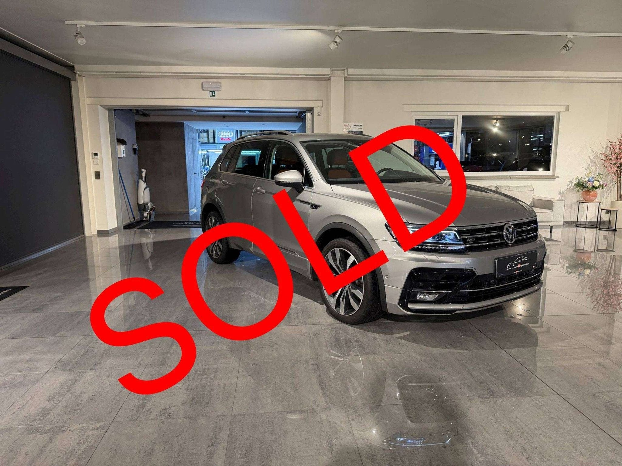 Volkswagen Tiguan SOLD BIJ GARAGE VRIENS YVES BV! (bj 2018), Automaat, 177 g/km, Gebruikt, 4 cilinders