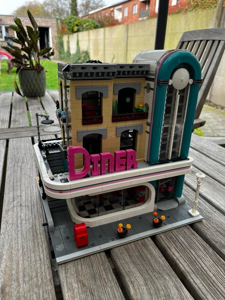 Lego Creator Expert 10260 Downtown Diner, Kinderen en Baby's, Ophalen of Verzenden, Zo goed als nieuw, Complete set, Lego