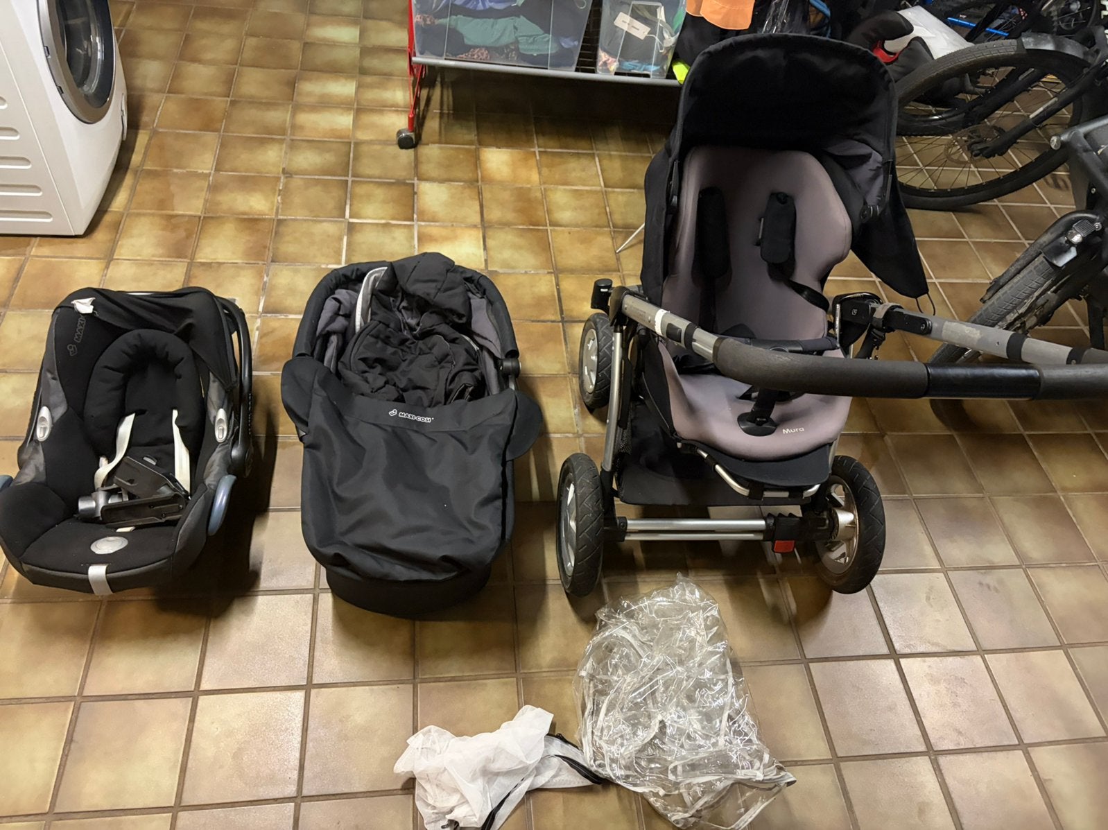Maxi-cosi buggy Mura 4 compleet, Kinderen en Baby's, Ophalen, Zo goed als nieuw, Maxi-Cosi, Regenhoes