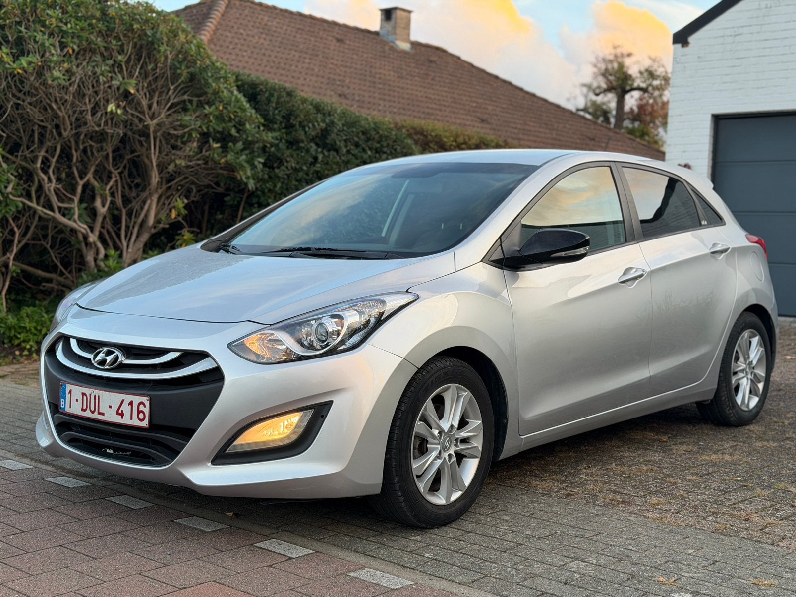 Hyundai I30 2014 1.4Essence Prete à immatriculer, Auto's, Voorwielaandrijving, Stof, Handgeschakeld, Particulier