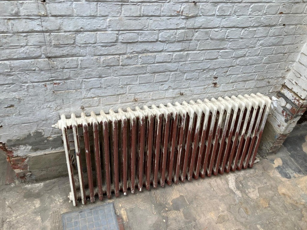 Radiateurs en fonte x 8, Bricolage & Construction, Chauffage & Radiateurs, 800 watts ou plus, Enlèvement, Utilisé, 80 cm ou plus