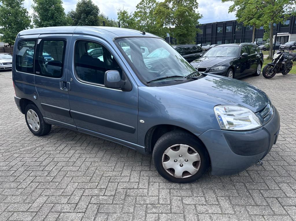 Citroen berlingo 2008 1.4i Essence Euro4 ., Auto's, Citroën, Voorwielaandrijving, Monovolume, 1360 cc, 4 cilinders
