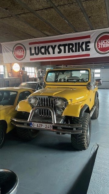 Jeep Oldtimer 1981 Belgische Documenten 5.7 V8, Bedrijf, SUV of Terreinwagen, Geel, Lederen bekleding