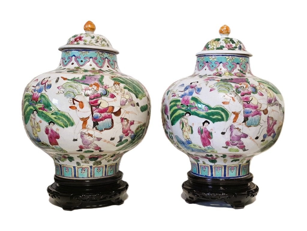 Chinese vazen, porselein, op houten sokkels., Antiek en Kunst, Ophalen of Verzenden