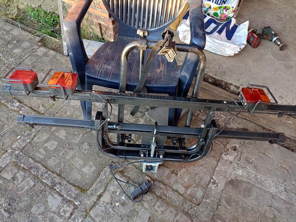porte- de 2 vélo tout neuf, Autos : Pièces & Accessoires, Enlèvement ou Envoi