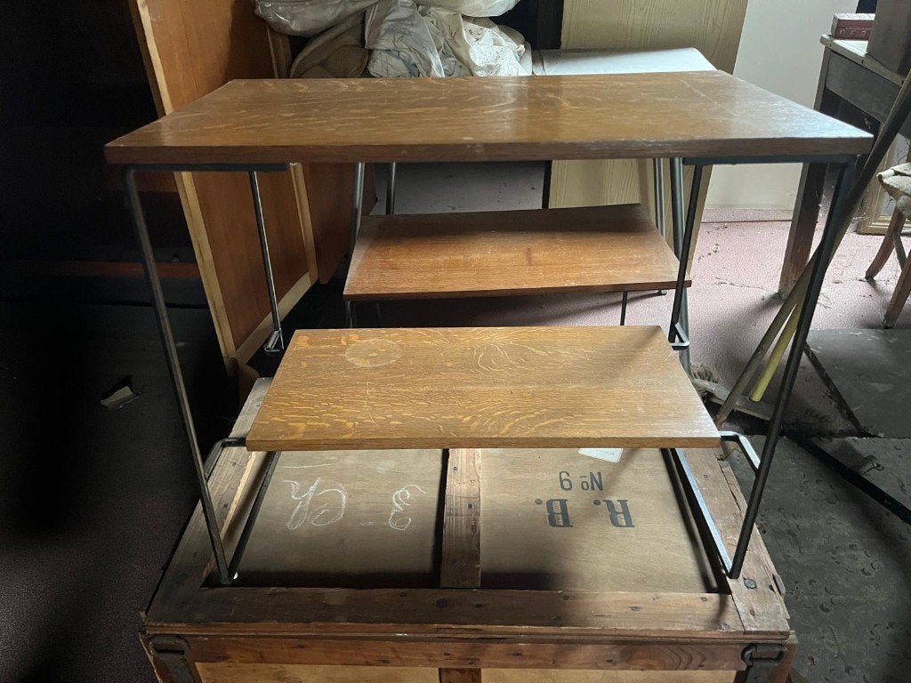 70's vintage kleine bijtafeltjes: hout en metaal, Huis en Inrichting, Gebruikt, 50 tot 100 cm, 70's / vintage, Ophalen