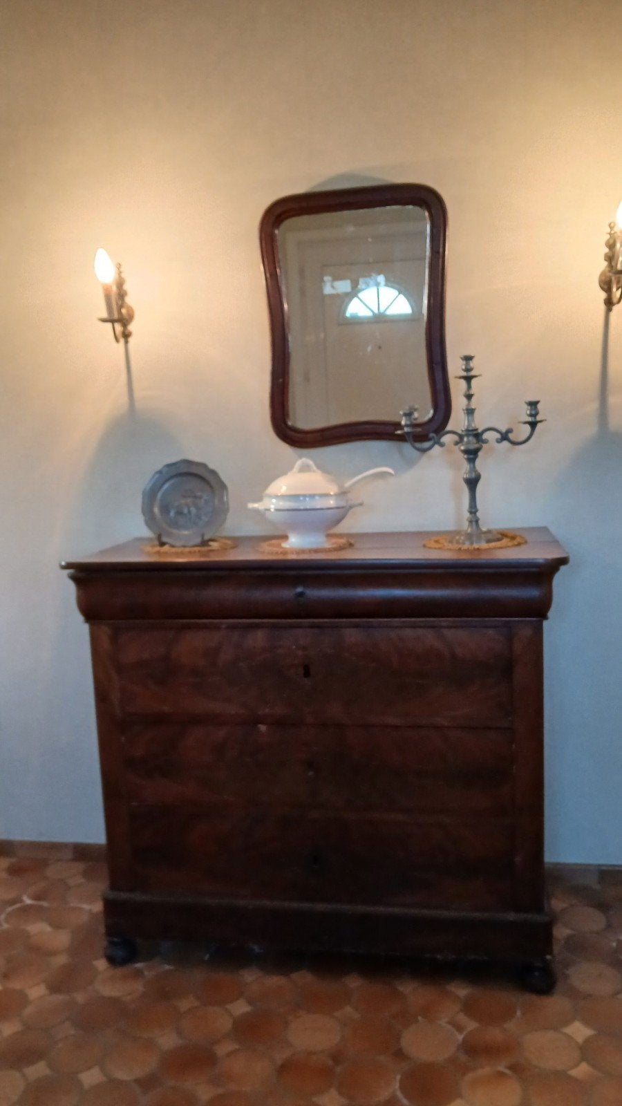 Antieke commode, Enlèvement