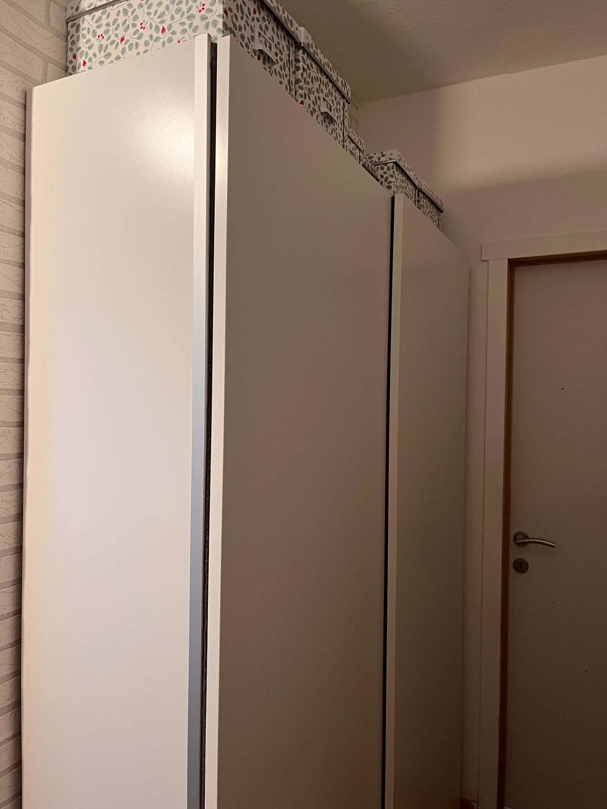 Garde-robe Pax Ikea et ses portes coulissantes, Maison & Meubles, Avec porte(s), Blanc mat, 150 à 200 cm, Comme neuf
