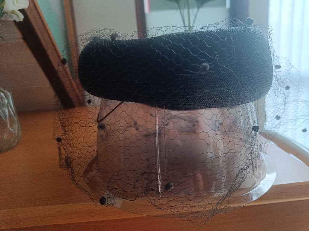 hoed vintage, Vêtements | Femmes, Enlèvement ou Envoi, Chapeau, Porté, 55 cm (S, 6⅞ pouces) ou moins