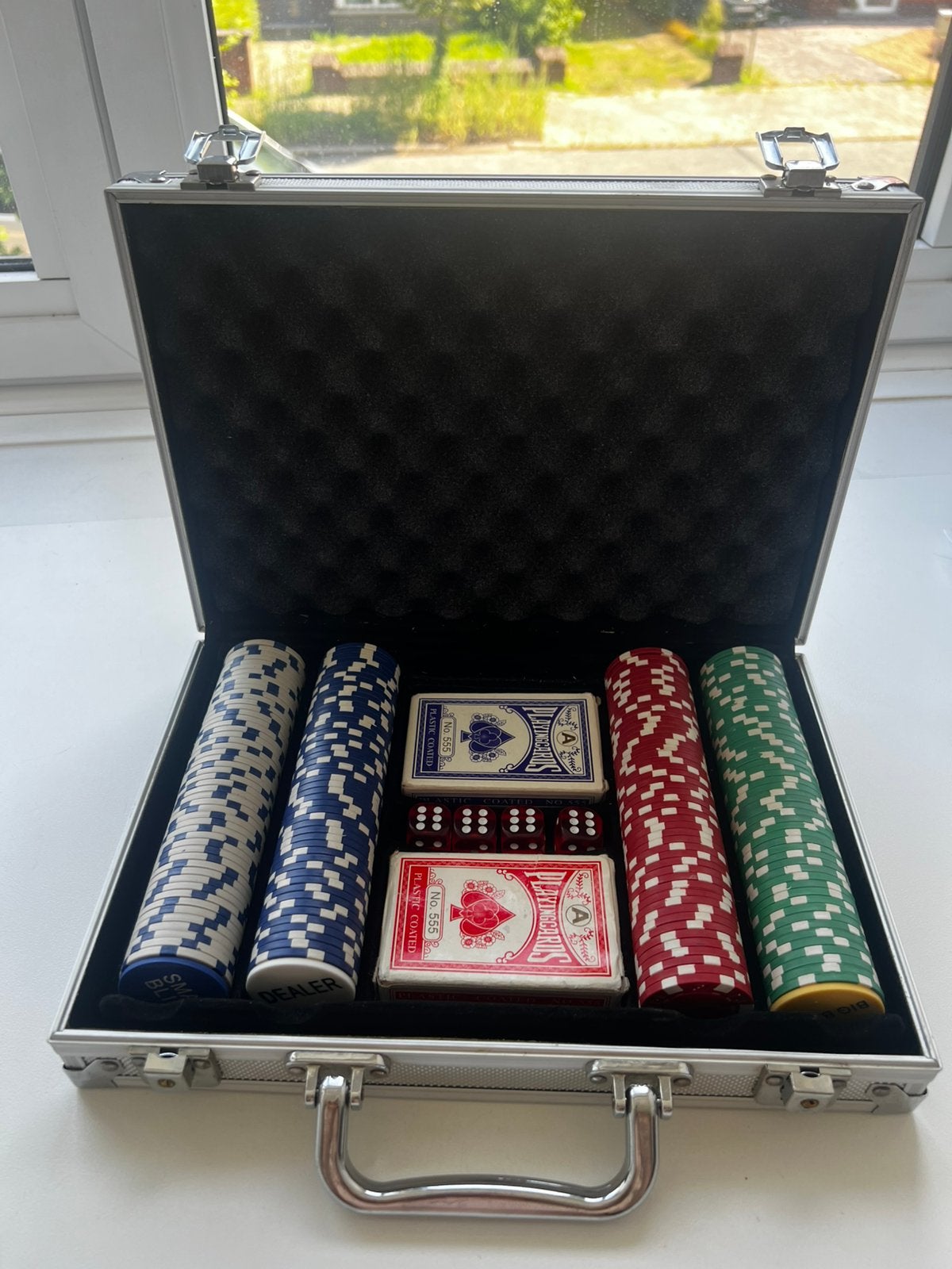 Pokerset, Enlèvement, Comme neuf