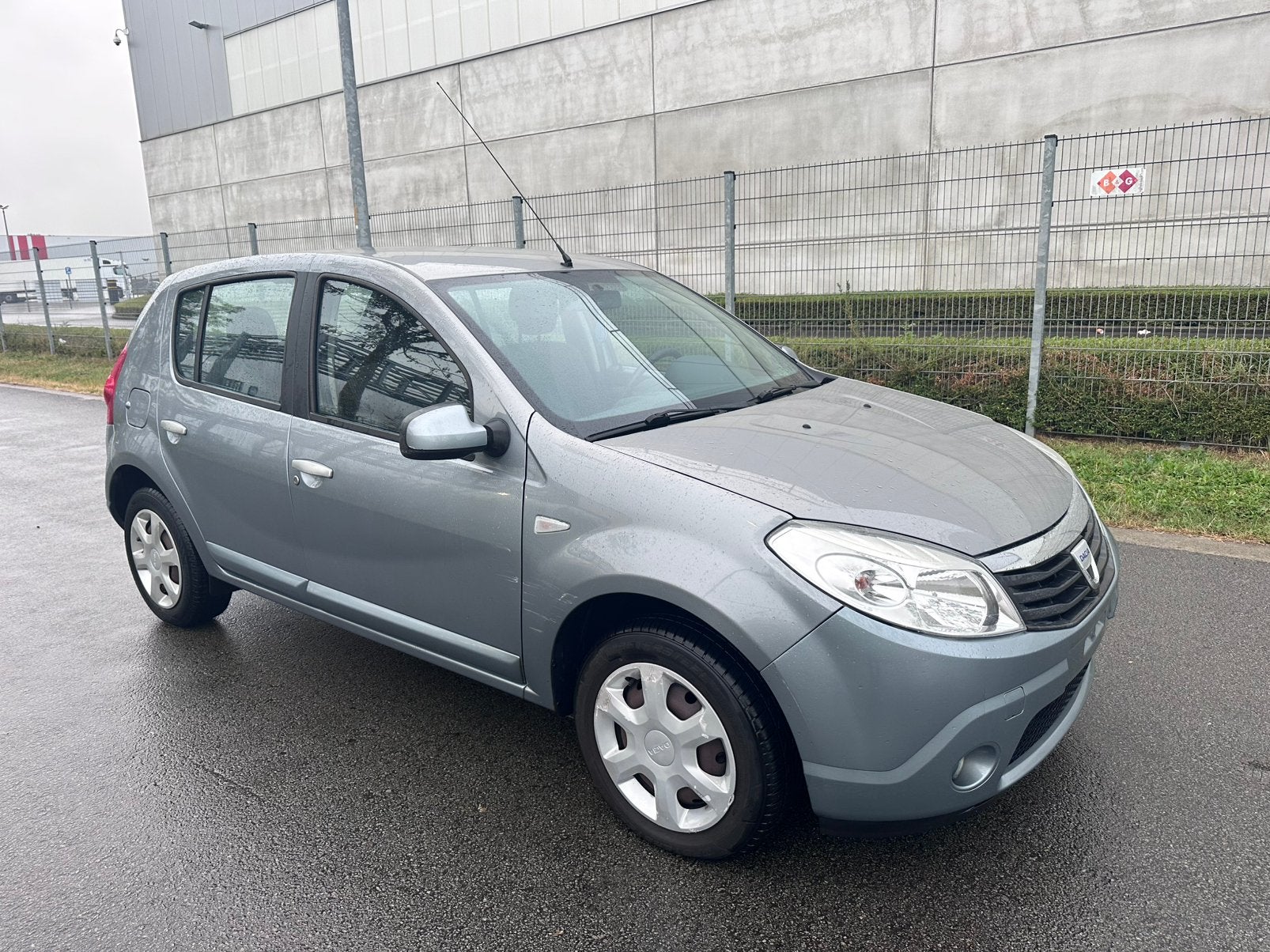 Dacia Sandero| 1.2Benzine|Airco|Garantie+Keuring, Autos, Achat, Entreprise, Garantie prolongée, Boîte manuelle